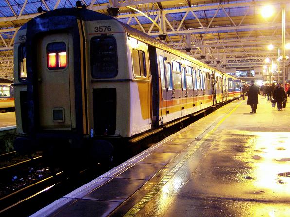 South West Trains 423576, London Waterloo