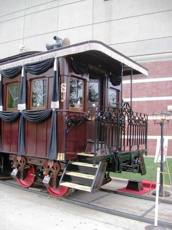 Lincoln Funeral Car 2