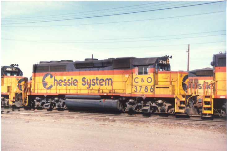   http://www.trainweb.org/chessiephotos/photos/GP40/3786cs-c&o.jpg  