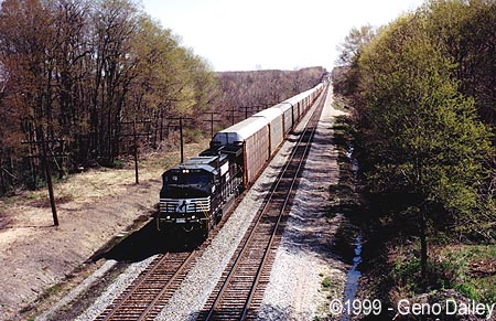 Norfolk Southern #9271 Leading Train 303