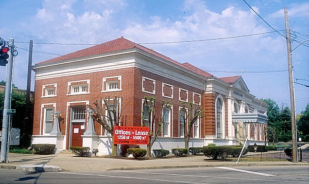 Former C&O depot at Covington, Ky.