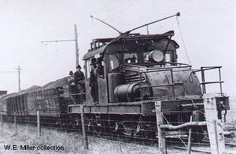 CW&LE freight train