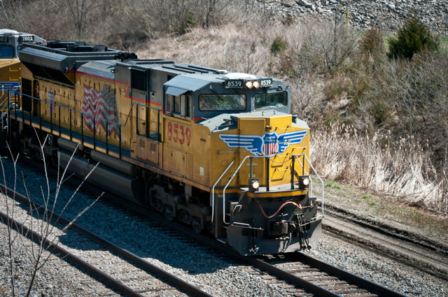 Union Pacific auto carrier train