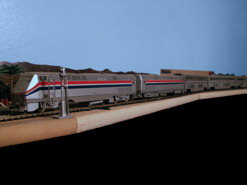 Amtrak locomotive #32 leads the Southwest Chief across southern California 