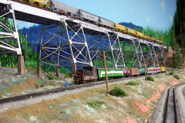 grain train on sirat trestle