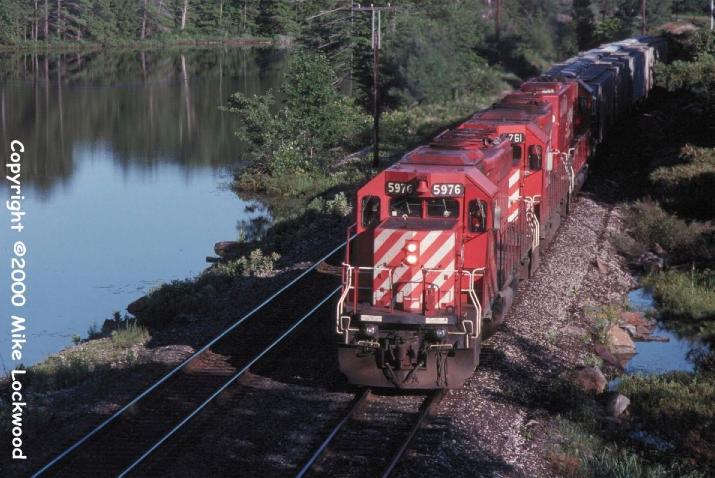CP 5976, 5761, and 784 on #434 June 19/99