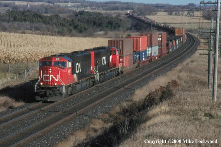 CN 5707 and 5738