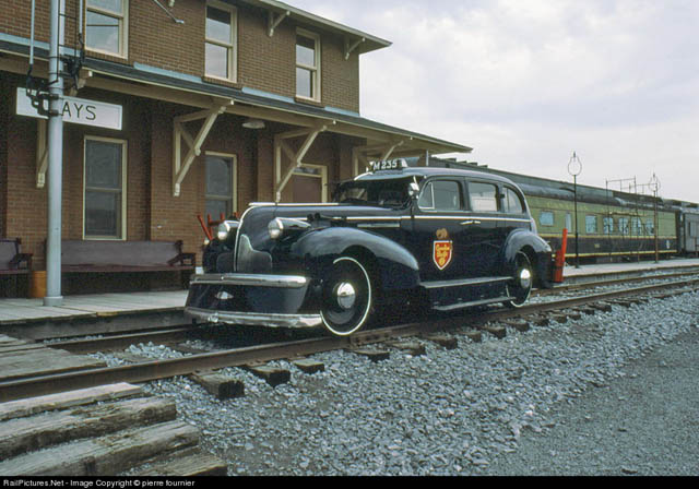 mwpx railroad cars at parkdale colorado