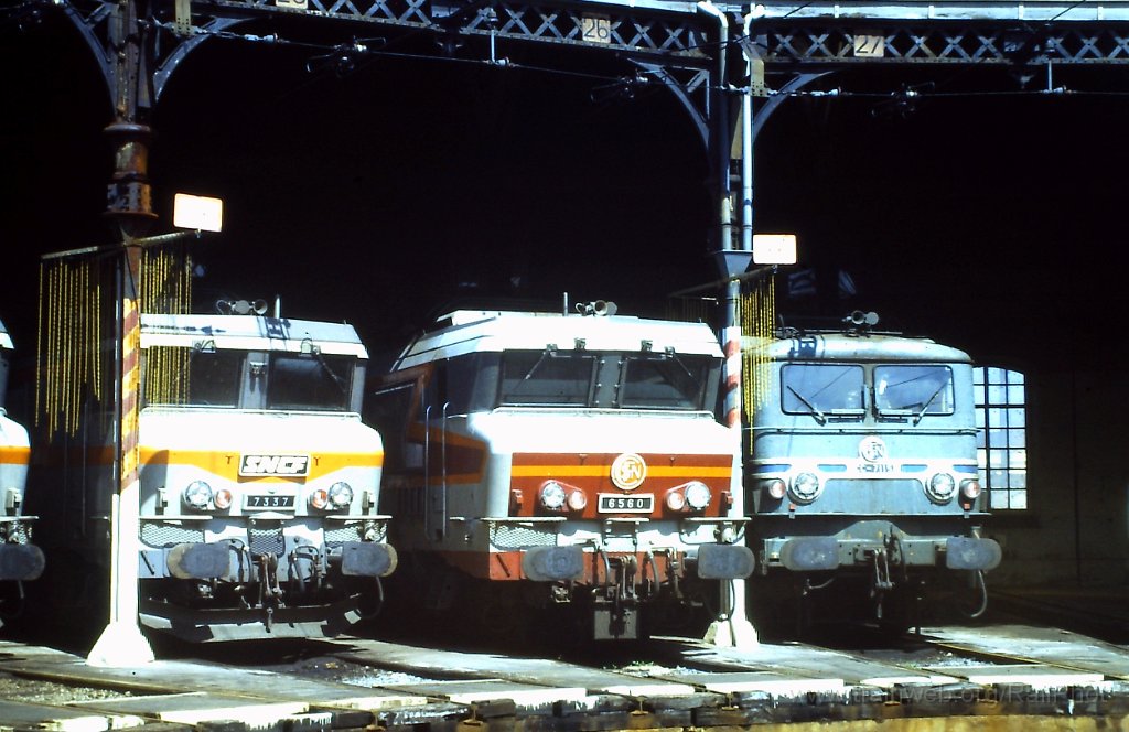 0143-0019.jpg - SNCF BB 7337 + CC 6560 + CC 7115 / Lyon-Mouche 18.7.1987