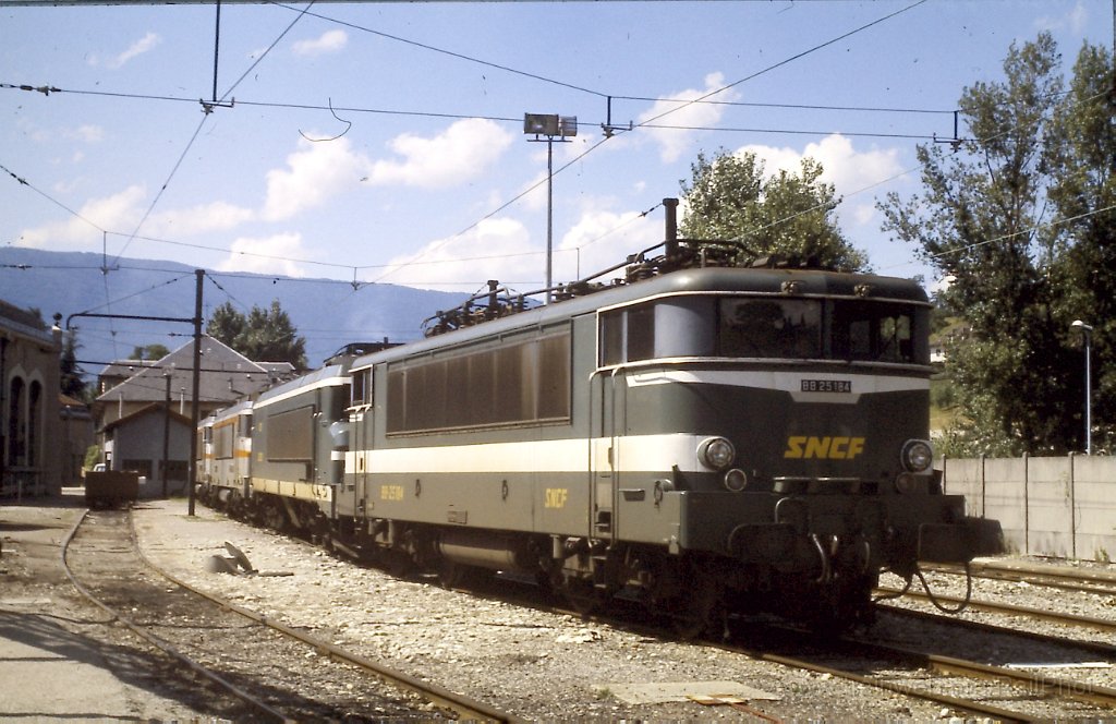 0144-0016.jpg - SNCF BB 25184 / Chambéry 19.7.1987