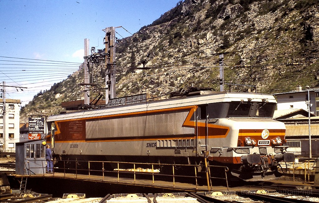 0144-0038s.jpg - SNCF CC 6559 / Modane 20.7.1987