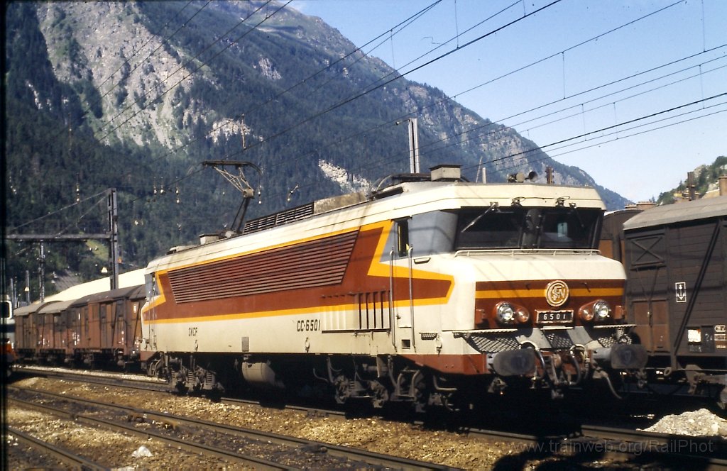 0145-0006.jpg - SNCF CC 6501 / Modane 20.7.1987
