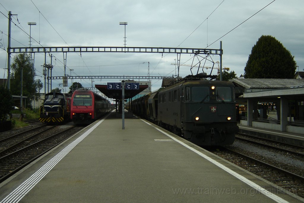 1370-0001-160807.jpg - SBB-CFF Ae 6/6 11495 «Bülach» + Bt (DPZ) 50 85 26-33 970-2 + Tensol Rail Em 837.821-8 / Hinwil 16.8.2007