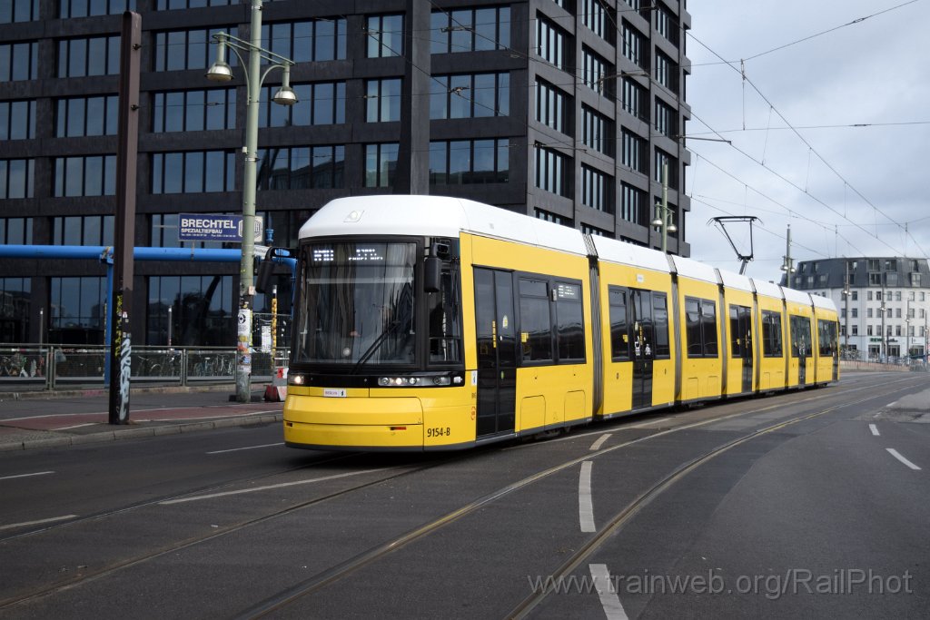 9390-0006-250924.jpg - BVG GT8-08 ZR B-9154 / Warschauer Brücke 25.9.2024