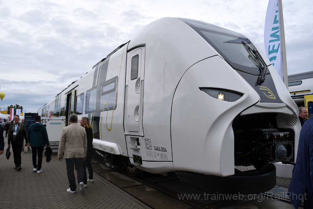 9394-0044-250924.jpg - Siemens 3464.004 "Smart" / Berlin Messe (Innotrans) 25.9.2024