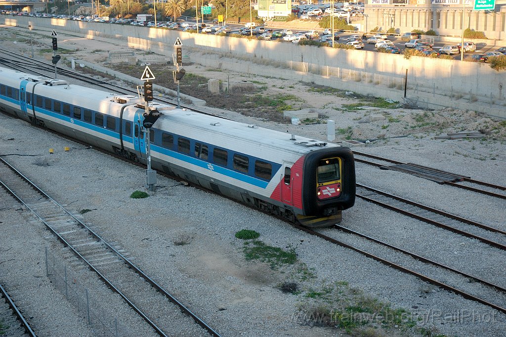 3481-0034-210115.jpg - IR IC/3 7018 / Tel-Aviv (Ya'akov Dori bridge) 21.1.2015