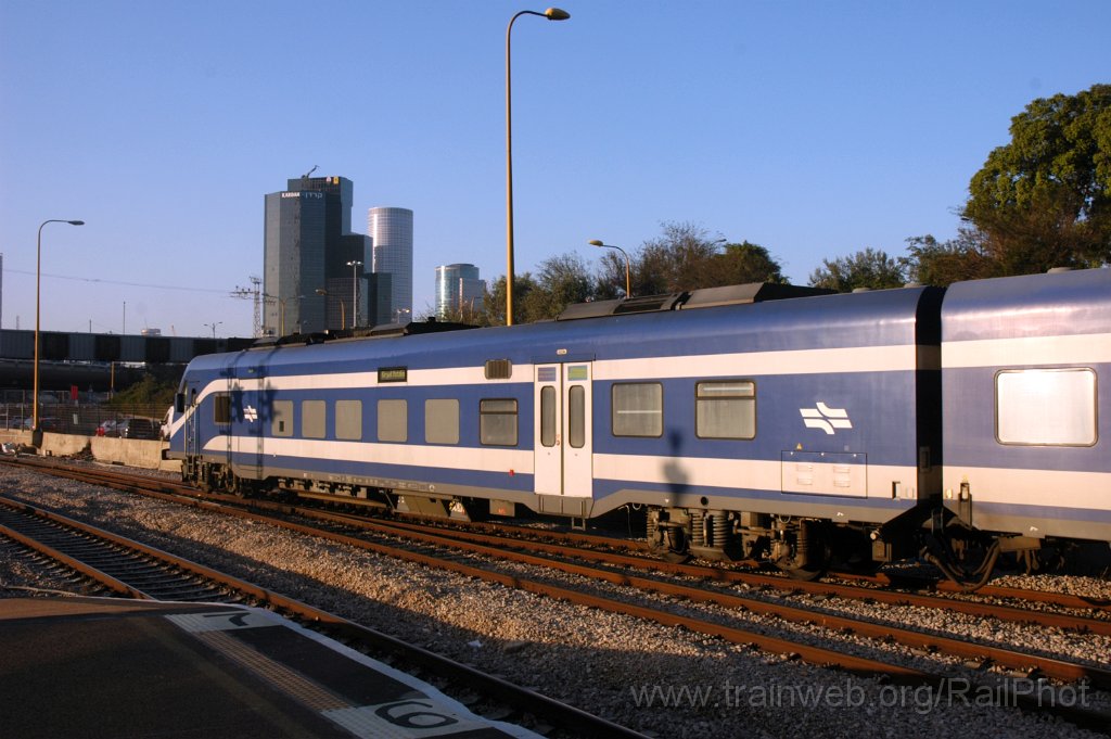 3488-0022-220115.jpg - IR DVT 811 / Tel-Aviv Savidor center 22.1.2015