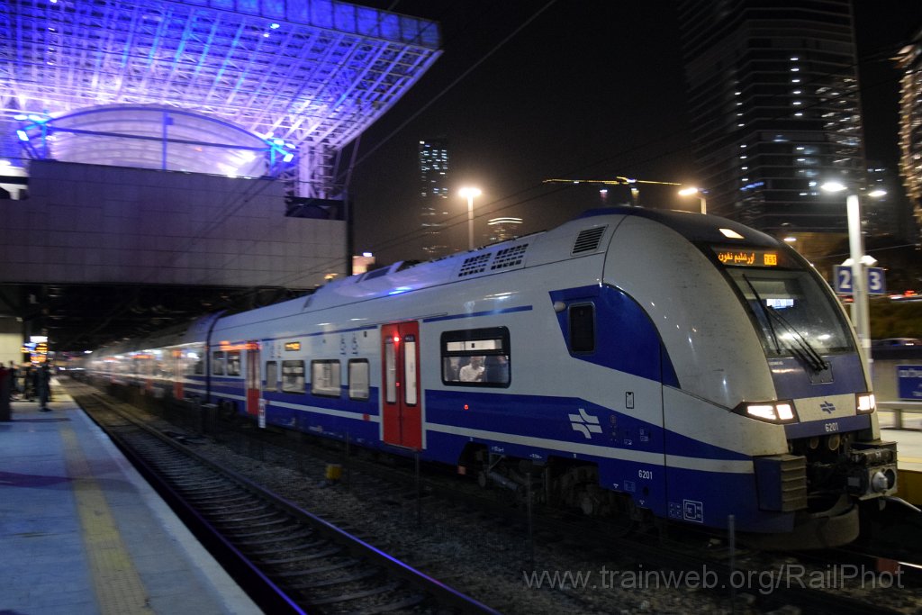 10211-0033-160226.jpg - IR DDEMU 6201 (94 95 0006 201-1 IL-IR) / Tel-Aviv HaShalom 16.2.2026