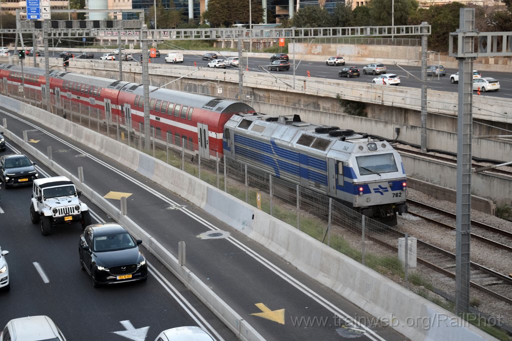 10218-0028-190226.jpg - IR JT42BW 762 / Tel-Aviv (Yitzhak Sadeh bridge) 19.2.2026