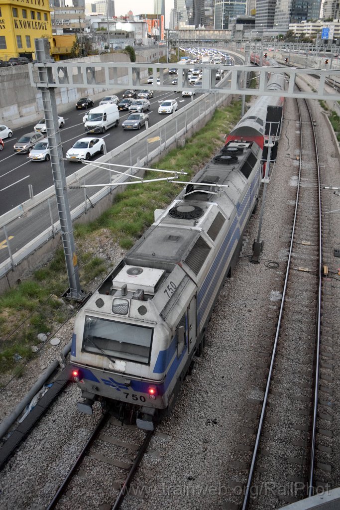10220-0021-190226.jpg - IR JT42BW 750 / Tel-Aviv (Yitzhak Sadeh bridge) 19.2.2026