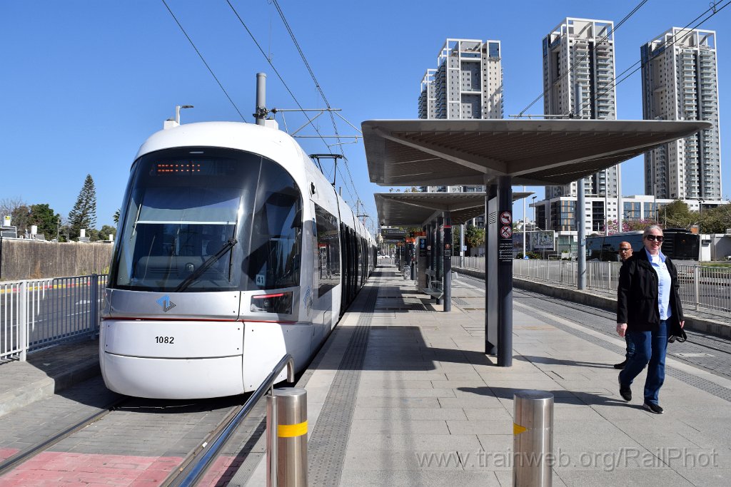 10221-0030-200226.jpg - DanKal Tw.1081 + Tw.1082 / HaKomemiyut 20.2.2026