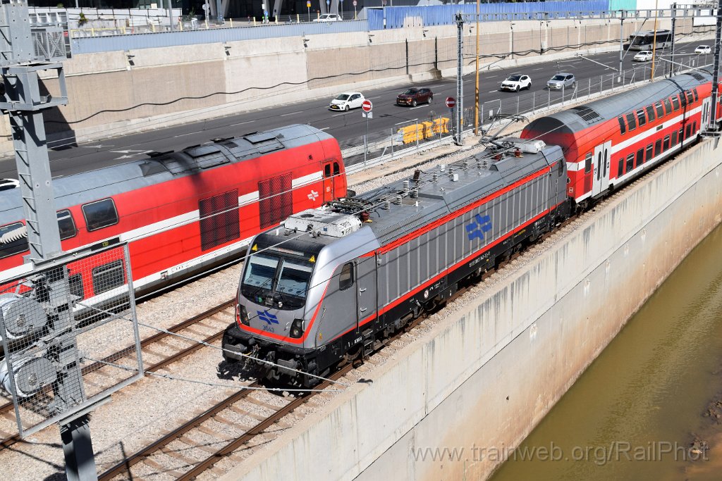 10226-0028-270226.jpg - IR 3043 (91 95 0003 043-3 IL-IR) + PC-103 409 / Tel-Aviv (Yehuda and Noah Moses bridge) 27.2.2026