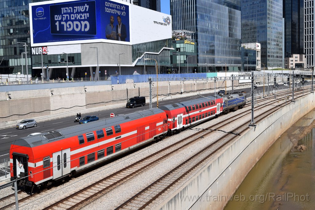 10228-0032-270226.jpg - IR JT42BW 755 + TC-101 447 + PC-103 2036 / Tel-Aviv (Yehuda and Noah Moses bridge) 27.2.2026