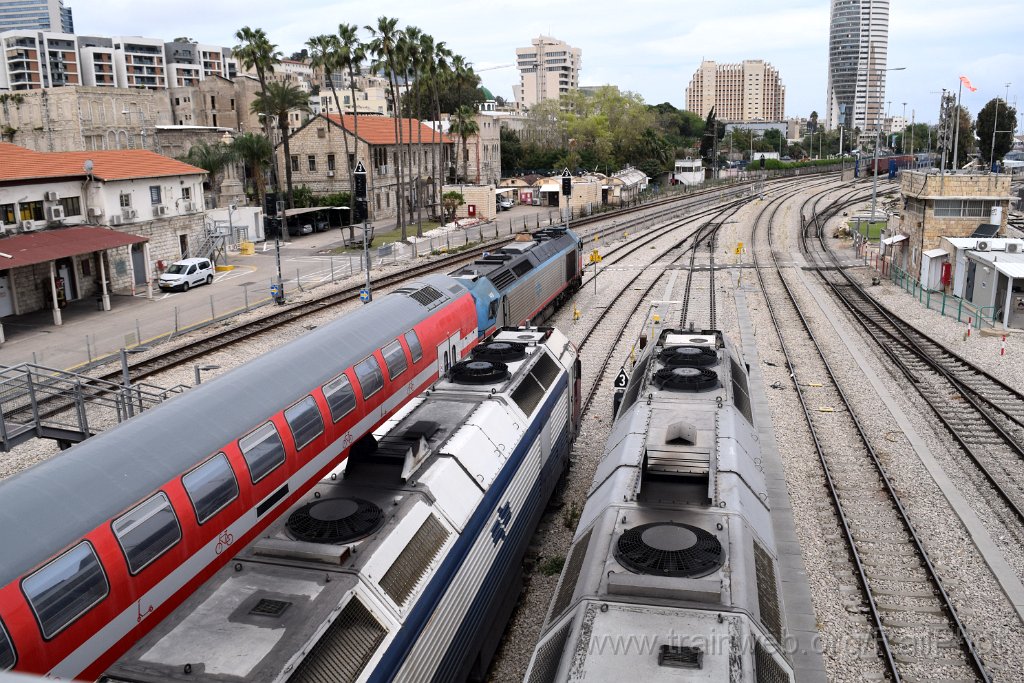10337-0041-150526.jpg - IR Euro 4000 1410 + JT42BW 752 + JT42BW 749 / Haifa-Mizrah 15.5.2026