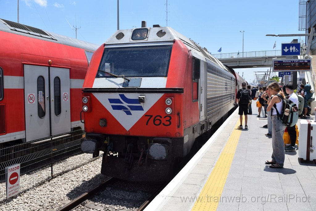 10370-0009-260626.jpg - IR JT42BW 763 / Haifa-HaShmona Merkaz 26.6.2026