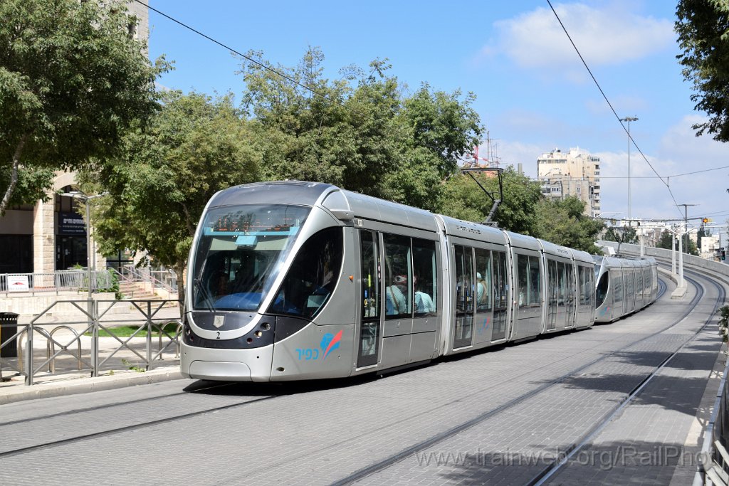 10371-0035-030726.jpg - Kfir Citadis 302 Nr. 2 + Citadis 302 Nr. 1 / Central Station 3.7.2026
