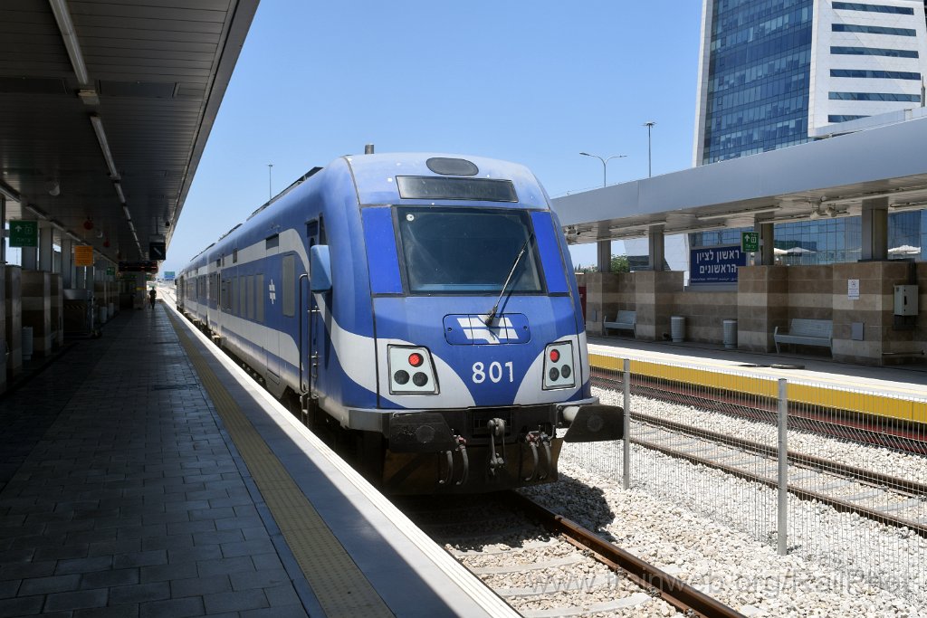 10395-0023-170726.jpg - IR DVT 801 / Rishon LeTzion - HaRishonim 17.7.2026