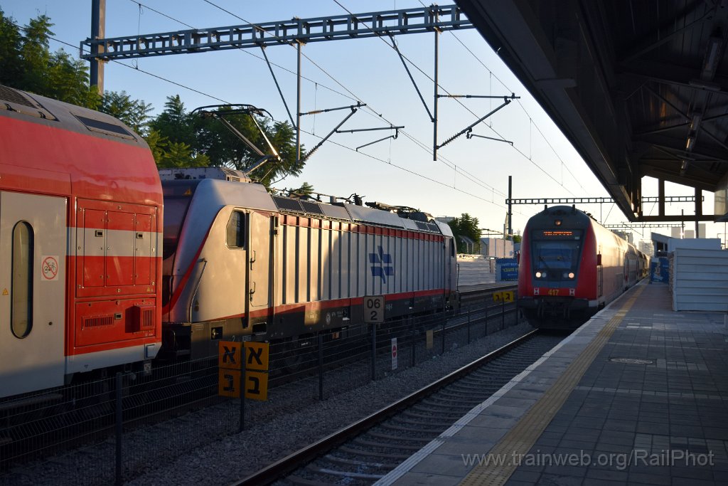 10470-0020-160926.jpg - IR PC-103 417 + IR PC-103 417 / Petah Tikva-Kiryat Arieh 16.9.2026