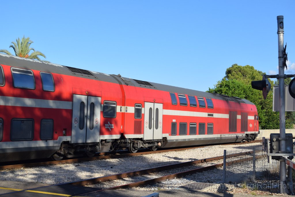 10491-0014-270926.jpg - IR PC-103 2033 / Haifa (A.L, Ziso crossing) 27.9.2026