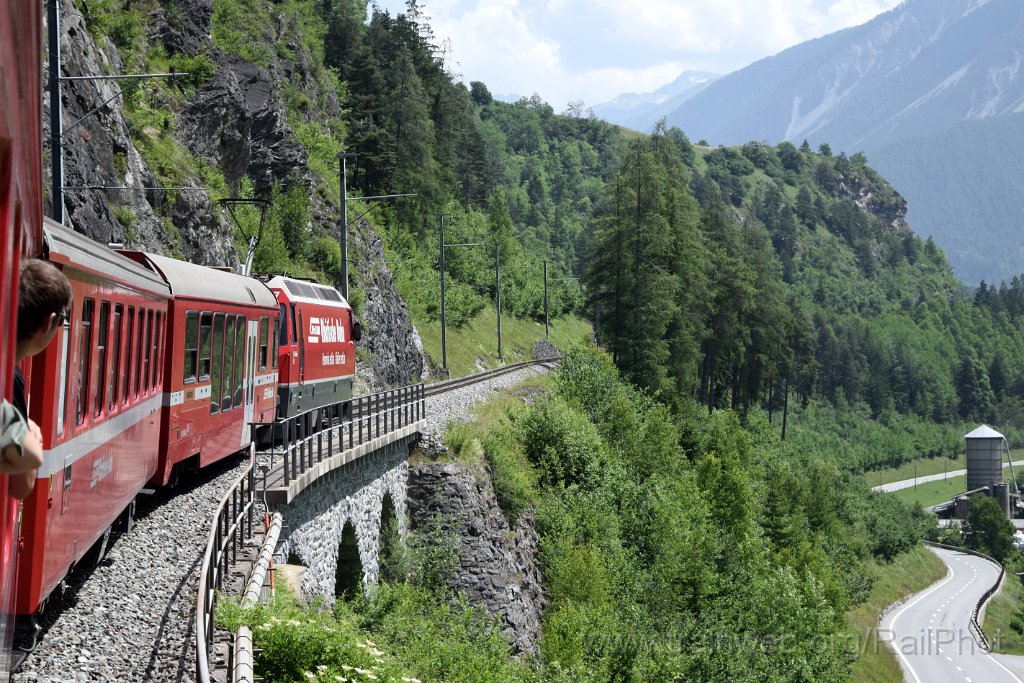 9817-0032-140625.jpg - RhB Ge 4/4''' 647 "Grüsch" / Alvaneu 14.6.2025