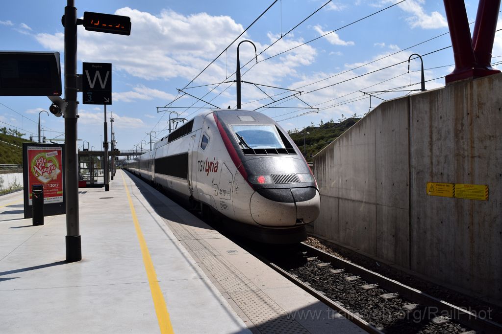 4556-0013-230717.jpg - SNCF TGV 384.038 / Valence TGV Rhône-Alpes Sud 23.7.2017