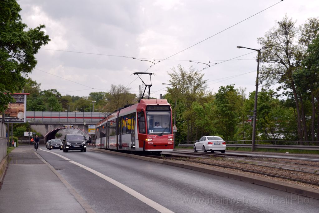 4470-0046-130517.jpg - VAG GT8N 1123 / Brücke Katzwangerstrasse 13.5.2017