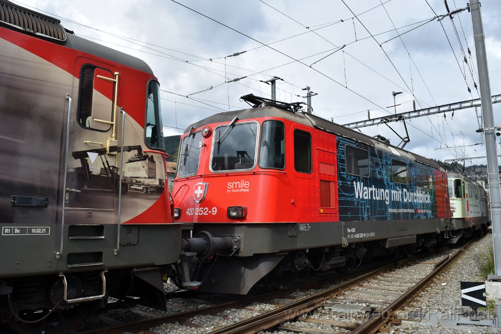 9359-0017-140924.jpg - SBB-CFF Re 420.252-9 "Wartung mit Durchblick" + Re 420.257-8 "Nachhaltige Entsorgung" / Balsthal (Dépot) 14.9.2024