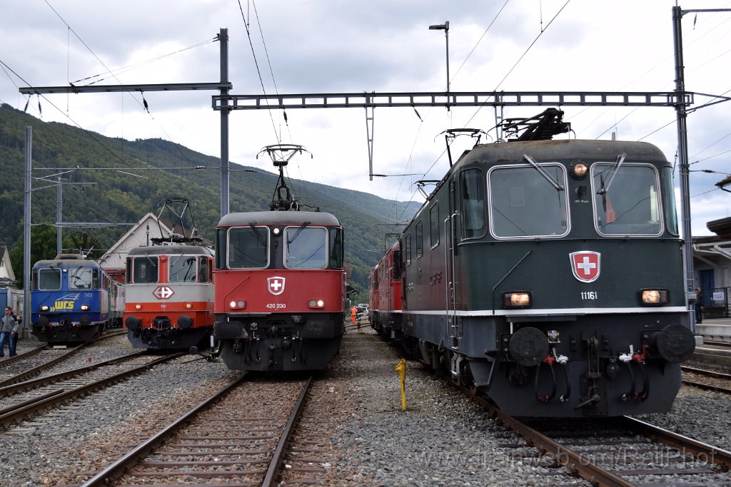 9360-0011-140924.jpg - SBB-CFF Re 4/4" 11161 + Re 420.230-5 + Re 4/4" 11141 + WRS Re 420.502 / Balsthal (Dépot) 14.9.2024