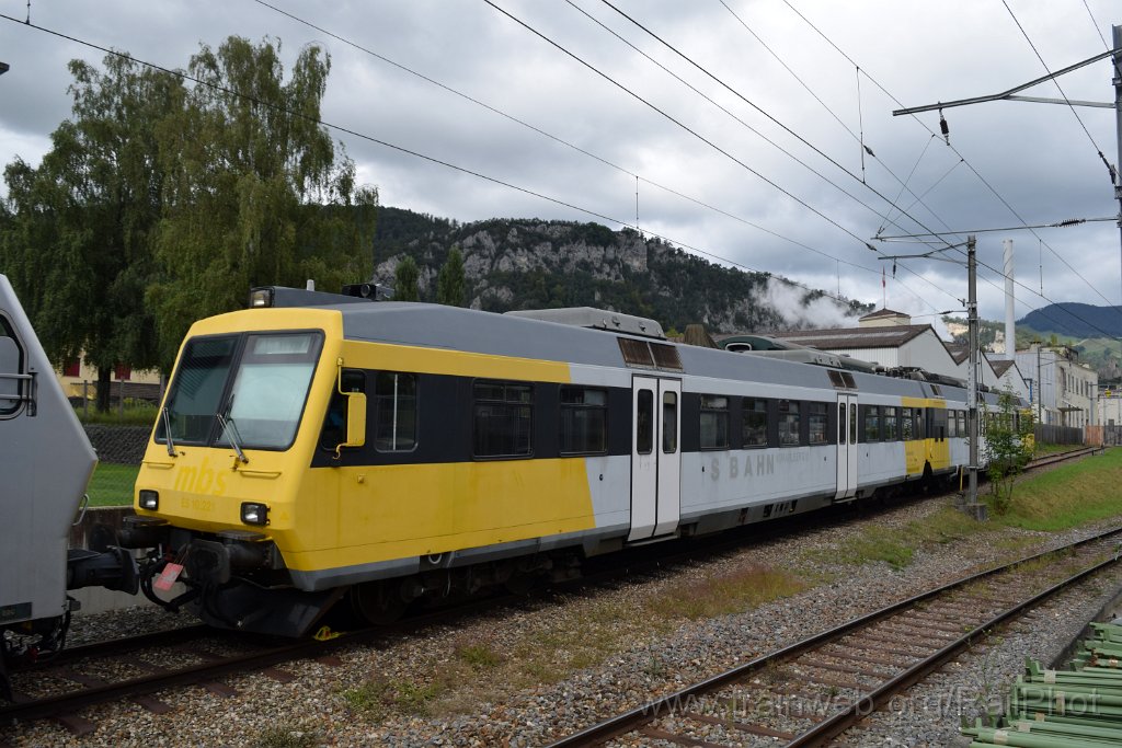 9361-0004-140924.jpg - OeBB B4 ES10.221 + ET 10.121 / Balsthal (Dépot) 14.9.2024