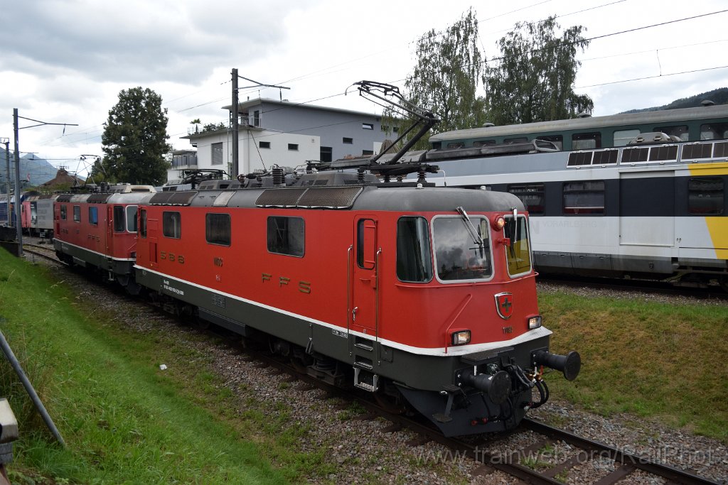 9361-0016-140924.jpg - SBB-CFF Re 4/4" 11193 + Re 4/4" 11130 / Balsthal (Dépot) 14.9.2024