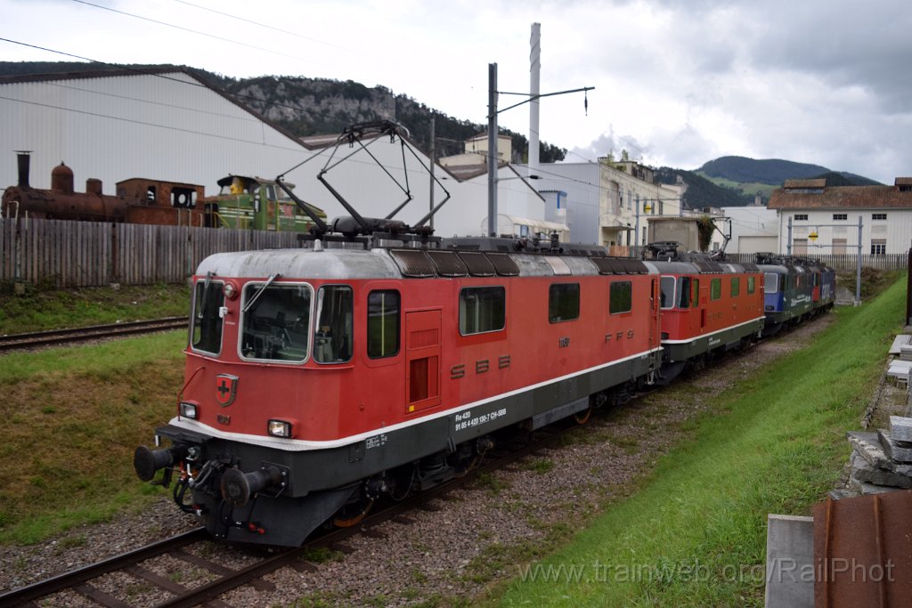 9361-0017-140924.jpg - SBB-CFF Re 4/4" 11130 + Re 4/4" 11193 + DDF Re 421.379-9 "Zürich-München 2021" + SBB-CFF Re 420.160-4 / Balsthal (Dépot) 14.9.2024