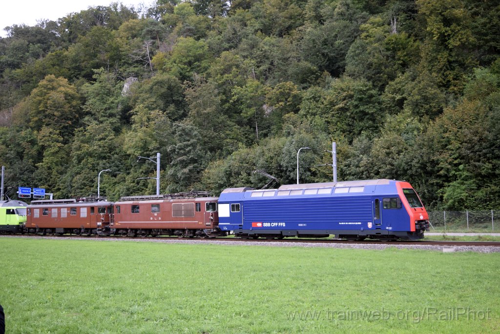 9366-0039-140924.jpg - SBB-CFF Re 450.012-0 "Schwamendingen" + BLS Re 4/4 183 "Kandersteg" + Ae 4/4 251 / Aeussere Klus 14.9.2024