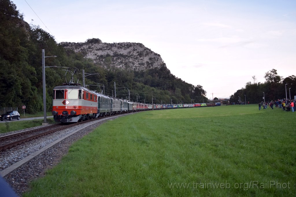 9369-0045-140924.jpg - SBB-CFF Re 4/4" 11141 + Re 4/4" 11173 + Re 4/4" 11335 + Re 4/4" 11161 + CLRA Re 4/4' 10039 + IRSI Re 421.393-0 + OeBB Re 4/4"' 11350 + SBB-CFF Re 4/4" 11193 + Re 4/4" 11130 + Re 420.230-5 + Re 420.257-8 "Nachhaltige Entsorgung" + Re 420.252-9 "Wartung mit Durchblick" + Re 420.251-1 "175 ans de chemin de fer en Suisse" + Re 420.160-4 + DDF Re 421.379-9 "Zürich-München 2021" + WRS Re 420.502 + MBC Re 420.506-8 + Sersa Re 420.503-5 "Valentina" + DSF Re 456.095-9 "Degersheim" + SBB-CFF Re 460.058-1 "La Côte" + BLS Re 465.011-5 "Wiesenberg" + Ae 4/4 251 + Re 4/4 183 "Kandersteg" + SBB-CFF Re 450.012-0 "Schwamendingen" / Aeussere Klus 14.9.2024