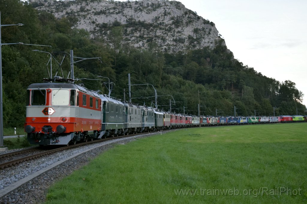 9369-0049-140924.jpg - SBB-CFF Re 4/4" 11141 + Re 4/4" 11173 + Re 4/4" 11335 + Re 4/4" 11161 + CLRA Re 4/4' 10039 + IRSI Re 421.393-0 + OeBB Re 4/4"' 11350 + SBB-CFF Re 4/4" 11193 + Re 4/4" 11130 + Re 420.230-5 + Re 420.257-8 "Nachhaltige Entsorgung" + Re 420.252-9 "Wartung mit Durchblick" + Re 420.251-1 "175 ans de chemin de fer en Suisse" + Re 420.160-4 + DDF Re 421.379-9 "Zürich-München 2021" + WRS Re 420.502 + MBC Re 420.506-8 + Sersa Re 420.503-5 "Valentina" + DSF Re 456.095-9 "Degersheim" + SBB-CFF Re 460.058-1 "La Côte" + BLS Re 465.011-5  "Wiesenberg" + BLS Ae 4/4 251 + BLS Re 4/4 183 "Kandersteg" + SBB-CFF Re 450.012-0 "Schwamendingen" / Aeussere Klus 14.9.2024