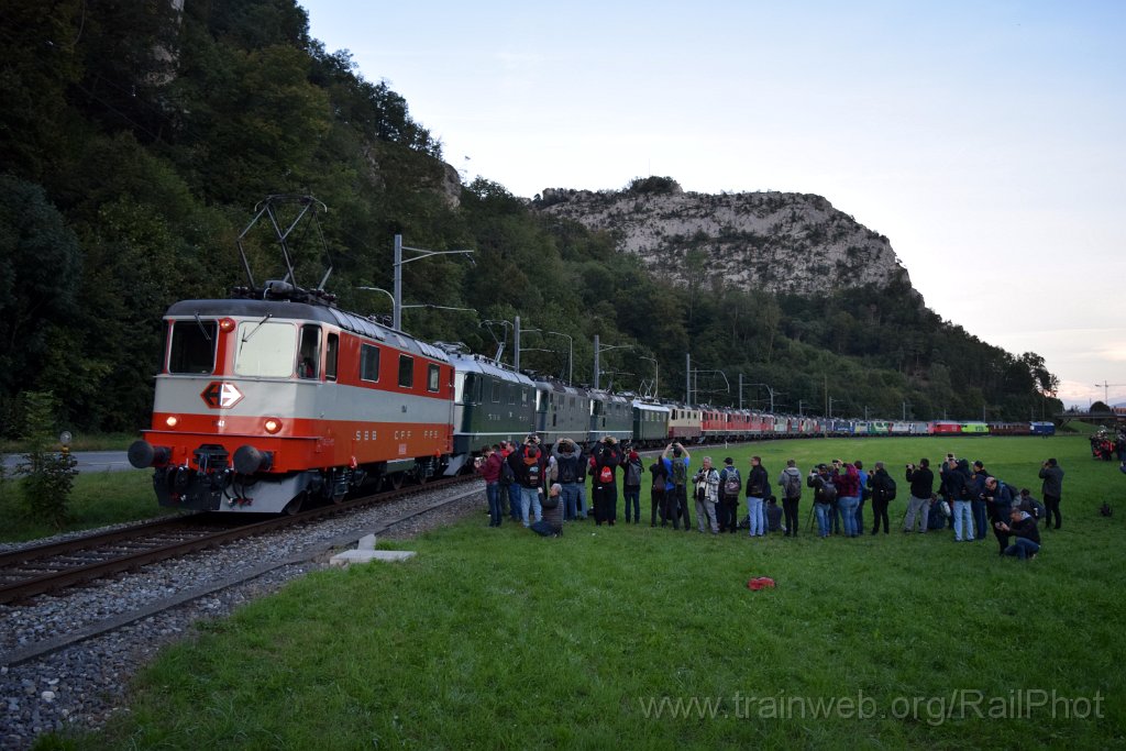 9370-0027-140924.jpg - SBB-CFF Re 4/4" 11141 + Re 4/4" 11173 + Re 4/4" 11335 + Re 4/4" 11161 + CLRA Re 4/4' 10039 + IRSI Re 421.393-0 + OeBB Re 4/4"' 11350 + SBB-CFF Re 4/4" 11193 + Re 4/4" 11130 + Re 420.230-5 + Re 420.257-8 "Nachhaltige Entsorgung" + Re 420.252-9 "Wartung mit Durchblick" + Re 420.251-1 "175 ans de chemin de fer en Suisse" + Re 420.160-4 + DDF Re 421.379-9 "Zürich-München 2021" + WRS Re 420.502 + MBC Re 420.506-8 + Sersa Re 420.503-5 "Valentina" + DSF Re 456.095-9 "Degersheim" + SBB-CFF Re 460.058-1 "La Côte" + BLS Re 465.011-5 "Wiesenberg" + Ae 4/4 251 + Re 4/4 183 "Kandersteg" + SBB-CFF Re 450.012-0 "Schwamendingen" / Aeussere Klus 14.9.2024