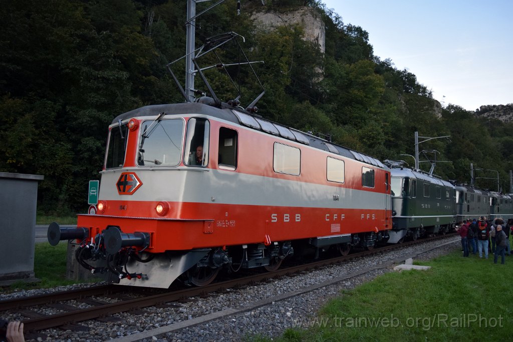 9370-0040-140924.jpg - SBB-CFF Re 4/4" 11141 + Re 4/4" 11173 + Re 4/4" 11335 + Re 4/4" 11161 / Aeussere Klus 14.9.2024