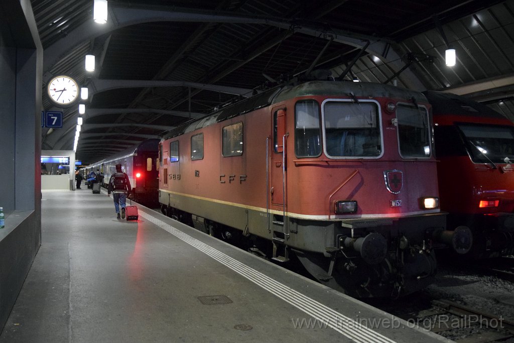 9372-0047-140924.jpg - SBB-CFF Re 4/4" 11152 / Zürich HB 14.9.2024