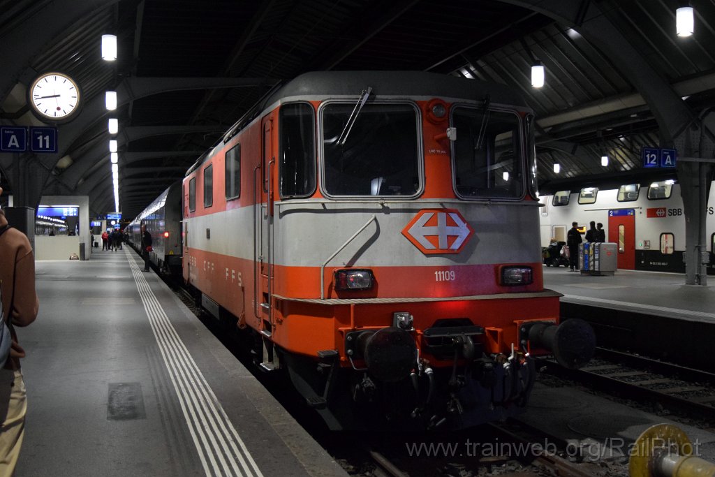 9373-0009-140924.jpg - SBB-CFF Re 4/4" 11109 / Zürich HB 14.9.2024