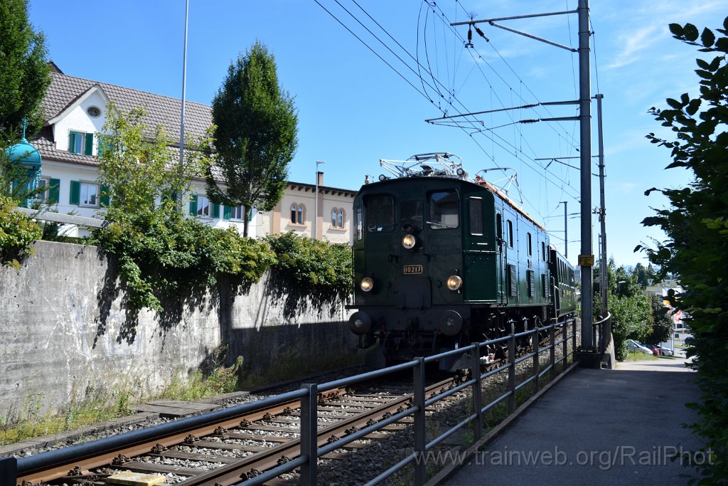 9340-0021-070924.jpg - SBB-CFF Ae 3/5 10217 / Hochdorf (Alte Urswilstrasse) 7.9.2024