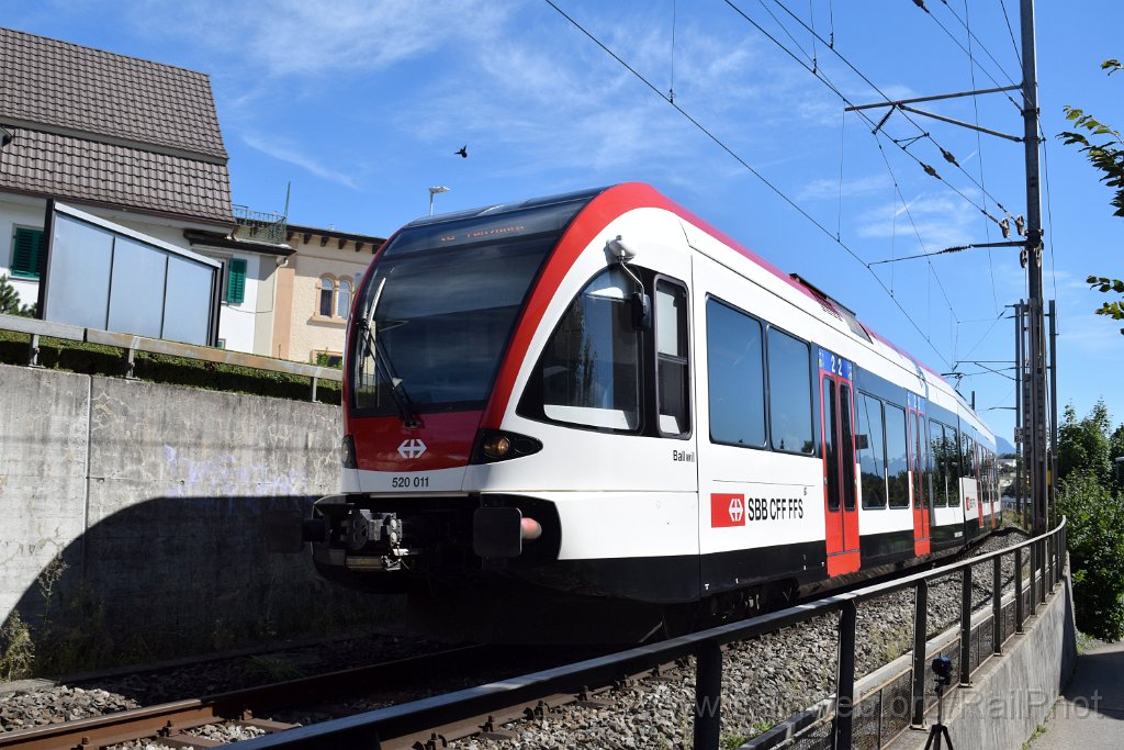 9341-0042-070924.jpg - SBB-CFF RABe 520.011 "Ballwil" / Hochdorf (Alte Urswilstrasse) 7.9.2024